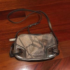 100% authentic burberry crossbody bag